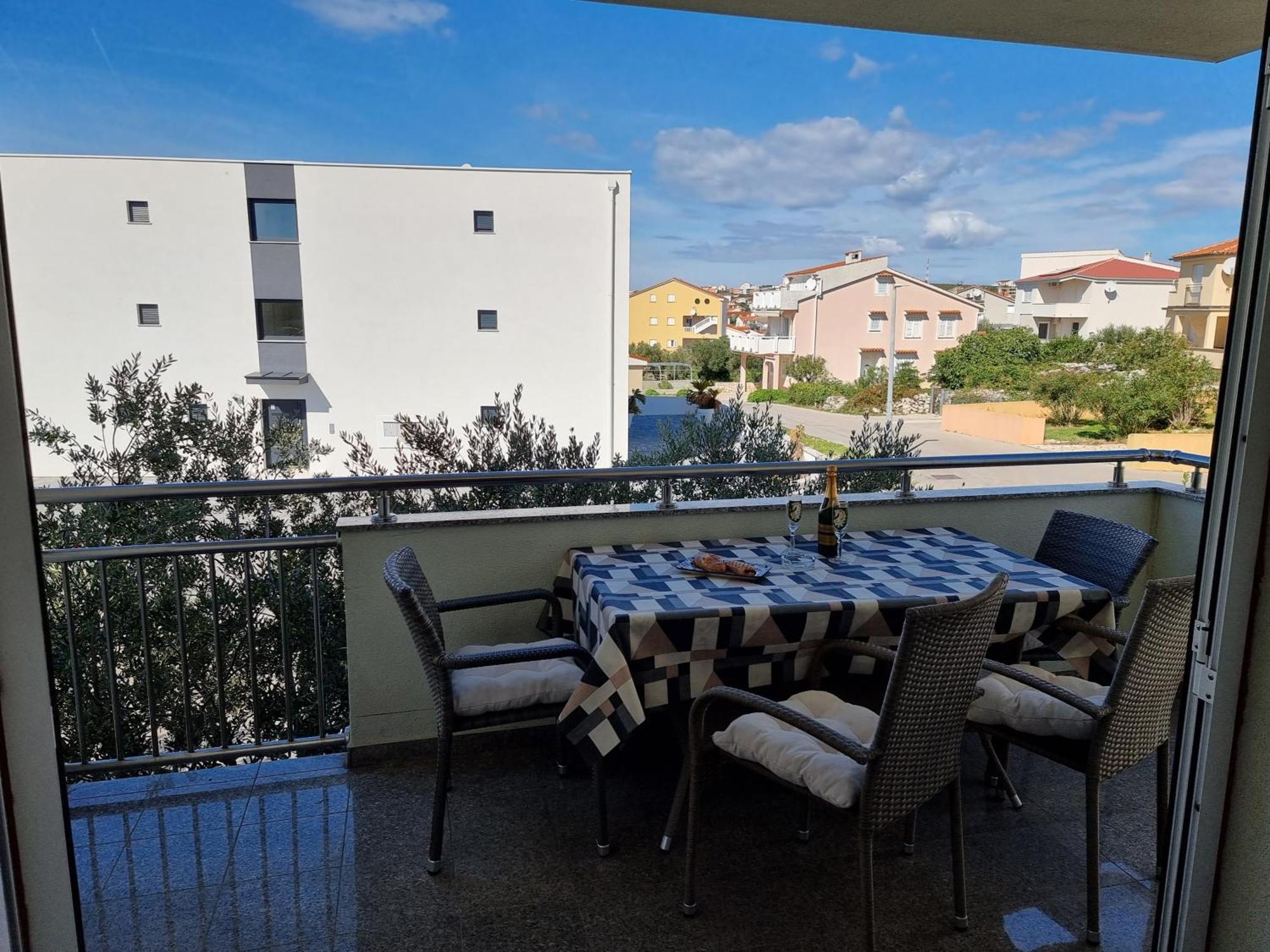The Golden Grotto Apartments Novaglia Camera foto